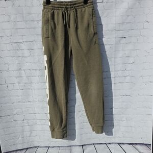 Jordan Boys' Fleece Joggers - Sky J Light Olive Green - Size 8-10 Years (M)